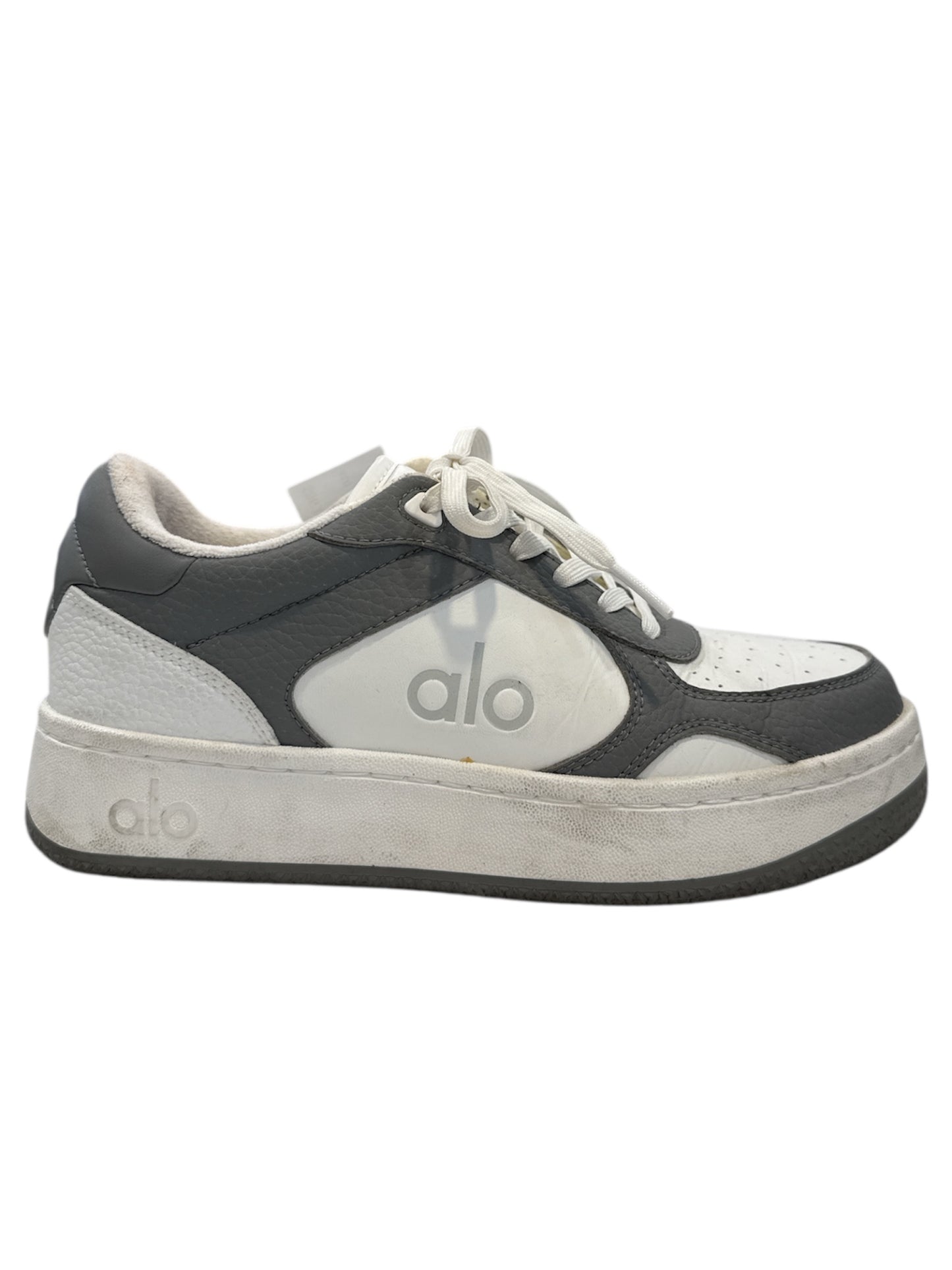 Alo Sneakers